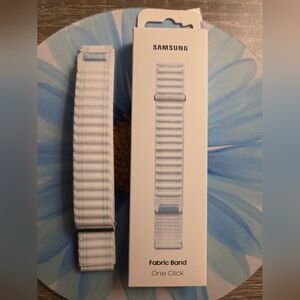 Samsung Fabric Band in White Sand 20mm M/L Fits Samsung Galaxy Watch 7